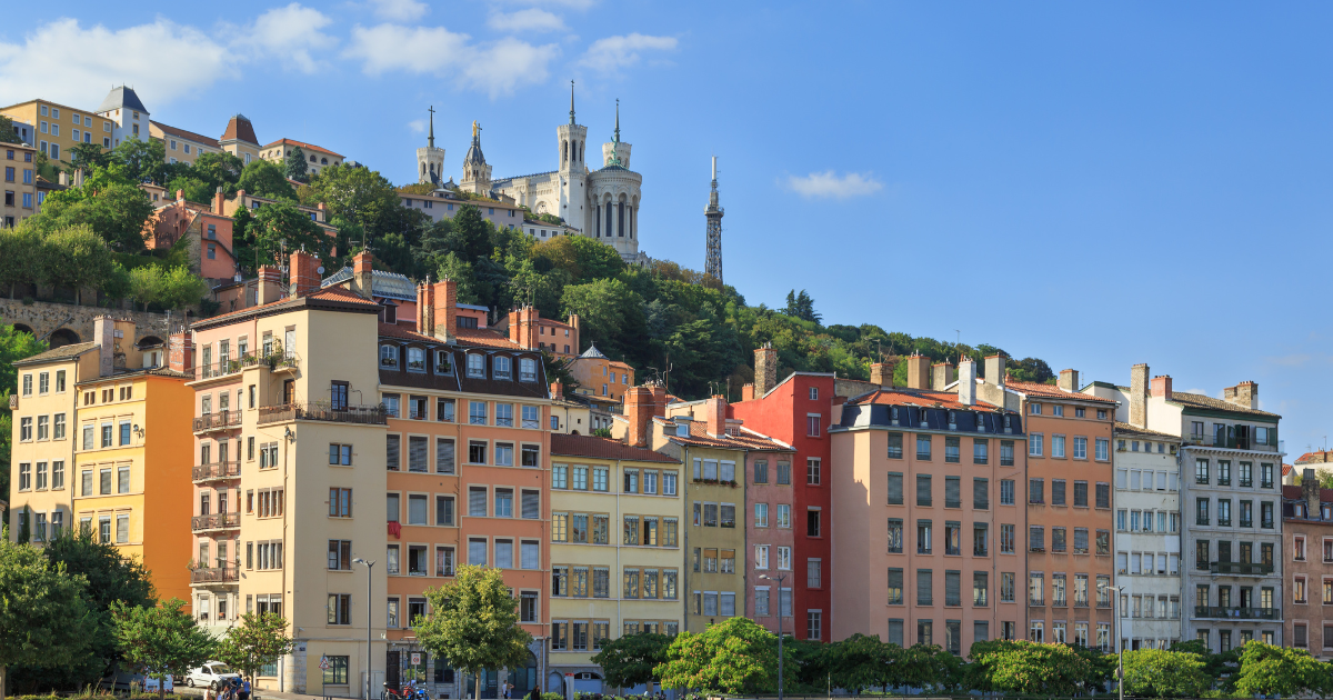 INVESTISSEMENT IMMOBILIER LYON 2025 : CHIFFRES, QUARTIERS, FINANCEMENT
